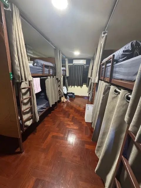 Leasehold hostel with 26 beds in Watthana Bangkok - THBP-1345