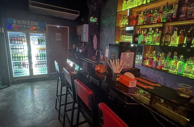 Leasehold bar in Khlong Toei Bangkok - THBP-1355