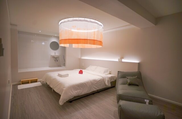 Leasehold hotel with 10 rooms in Bang Kapi Bangkok - THBP-1367