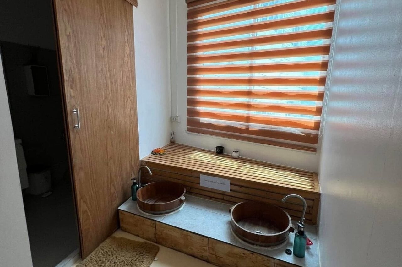 Leasehold spa in Lat Phrao Bangkok - THBP-1380