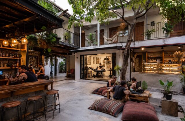 Leasehold hostel with 67 beds in Phra Nakhon Bangkok - THBP-1405