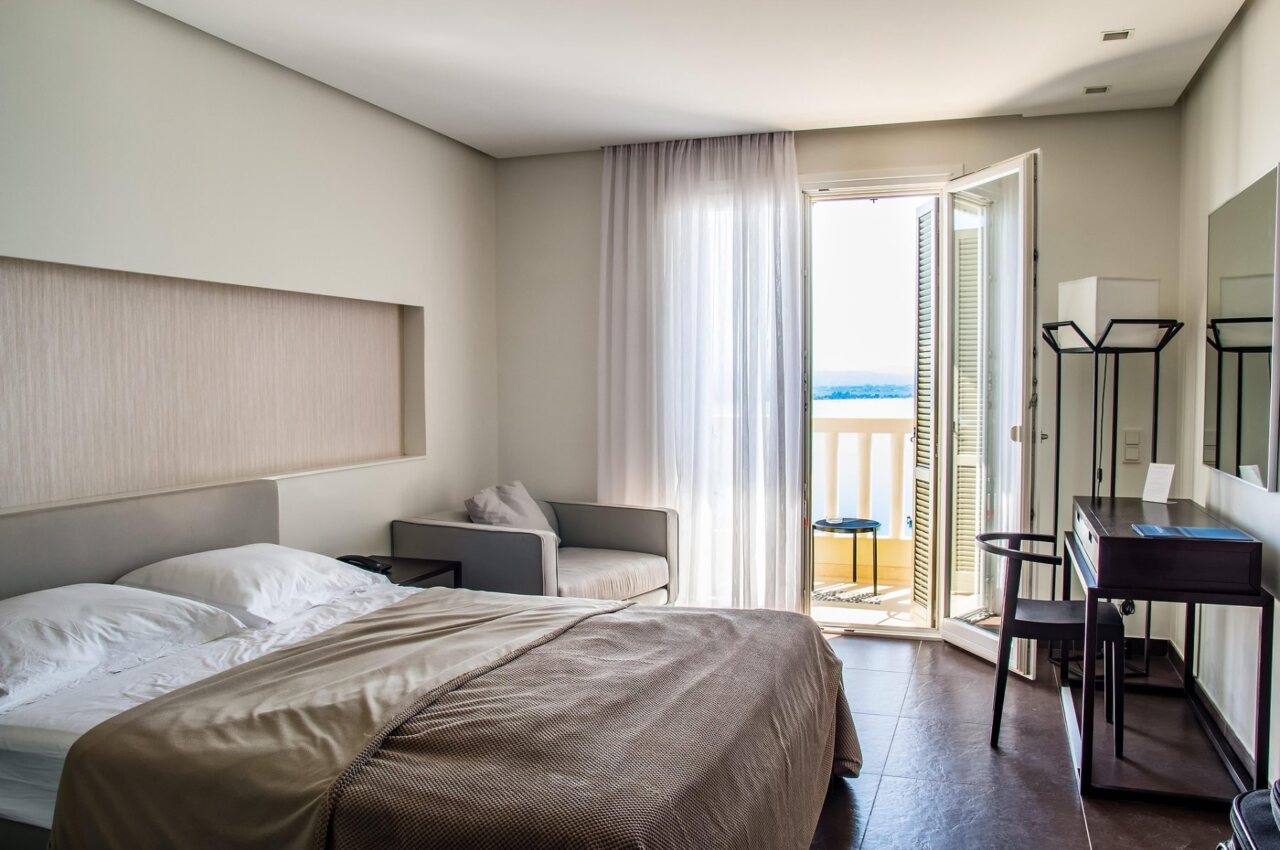 Leasehold hotel with 136 rooms in Bang Na Bangkok - THBP-1398