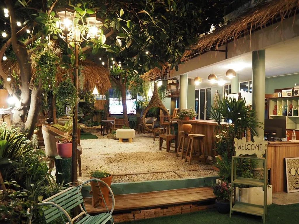 Leasehold hotel with 5 rooms in Watthana Bangkok - THBP-1481